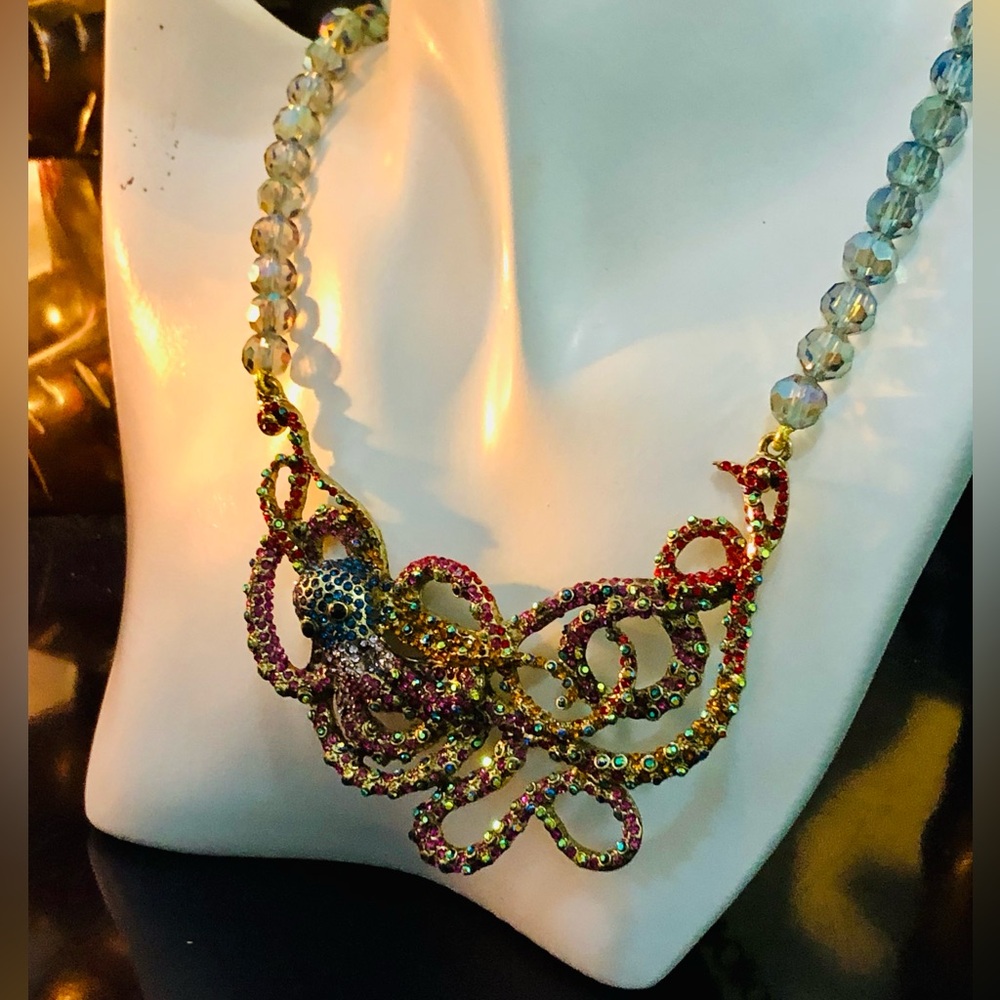 Heidi Daus “ Octopus at PLAY” Multicolor Swarovski Necklace - Picture 5 of 8